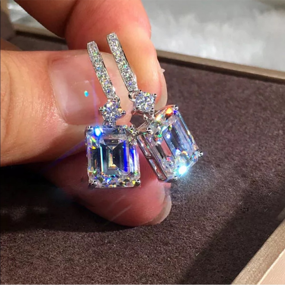 New Cushion Cut Cubic Zircon Dangle Earrings Cryst - Picture 4 of 6